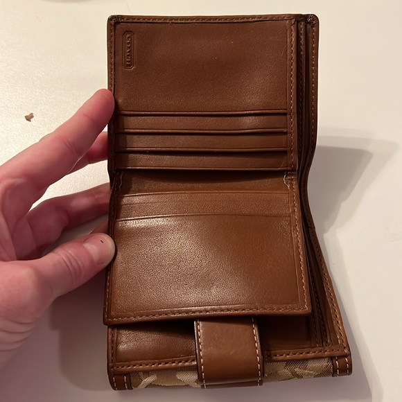 Logo Coach Wallet - Picture 3 of 6